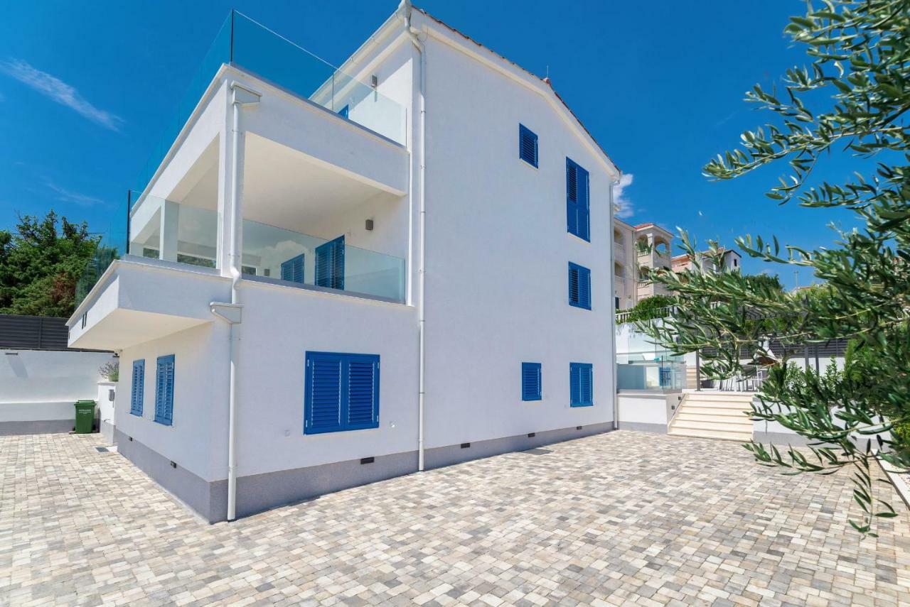 Villa Miholina - With Heated Swimming Pool Trogir Bagian luar foto