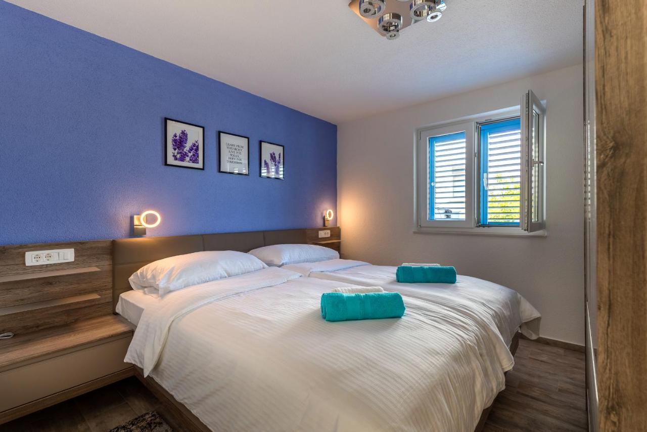 Villa Miholina - With Heated Swimming Pool Trogir Bagian luar foto